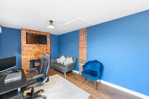 Photo 25- click for photo gallery